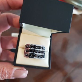 TraxNYC - Wife showing my the ring was at work she had to open to show me!!! - Jewelry Near Me - Manhattan, New York TraxNYC - Wife showing my the ring was at work she had to open to show me!!! - Jewelry Near Me - Manhattan, New York