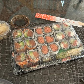 Poke Zone - Spicy Tuna - Philly Roll - Alaska Roll - Poke Near Me - Edgewater, New Jersey