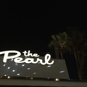 The Pearl Hotel - Front of the hotel and restaurant - San Diego, CA