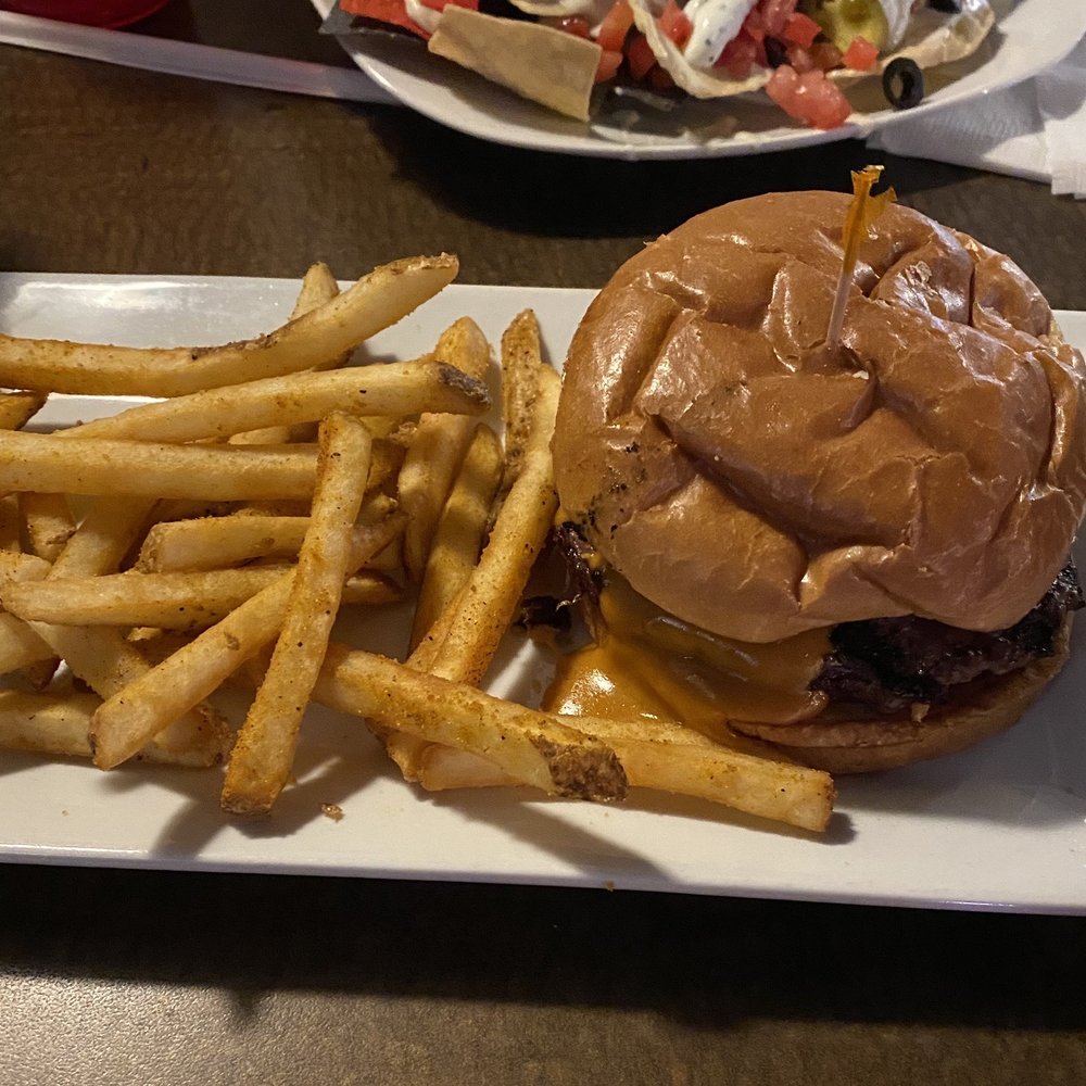 Floyd County Brewing Company - Brewer Burger with Bison - Brewpubs Near Me - New Albany, Indiana Floyd County Brewing Company - Brewer Burger with Bison - Brewpubs Near Me - New Albany, Indiana