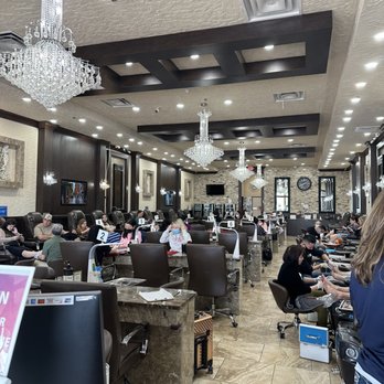 Palace Nail Lounge Gilbert - Pretty place but rude staff stay away - Nail Salons Near Me - Mesa, Arizona