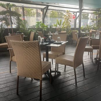 Dumpling Time - Covered patio- a nice space to eat - Dim Sum Near Me - San Francisco, California