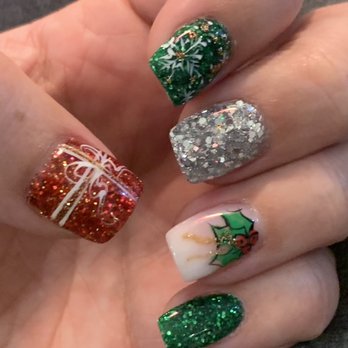 Allure Nail Bar - Holiday nail art by kimmy - Day Spas Near Me - Burke, Virginia