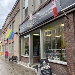 Slickers - Slickers County Ice Cream - storefront