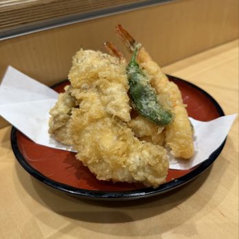 Tendon Tempura Carlos Junior - Chicken Tempura Plate (chicken breast, 2 shrimps, kakiage [seafood tempura], pumpkin, seaweed, shishito pepper with egg, rice & miso soup) - Japanese Near Me - Torrance, California