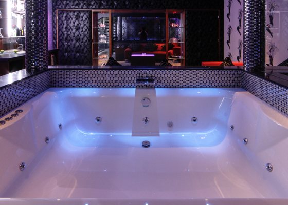 The Cranleigh Boutique by null