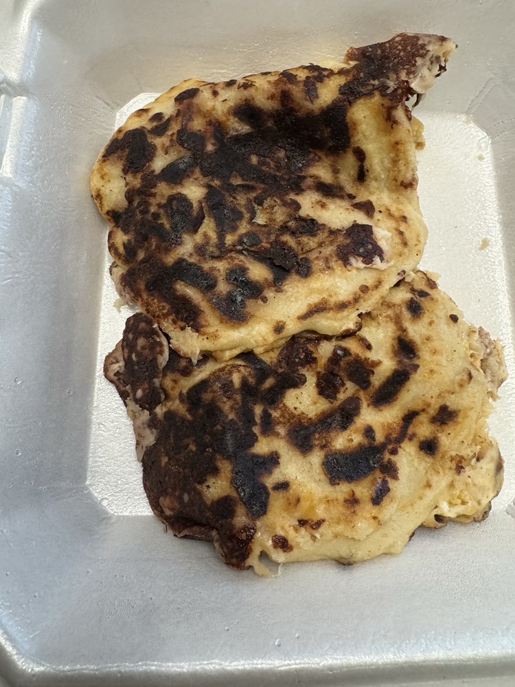 El Rey Pupusas Tacos y Mas
