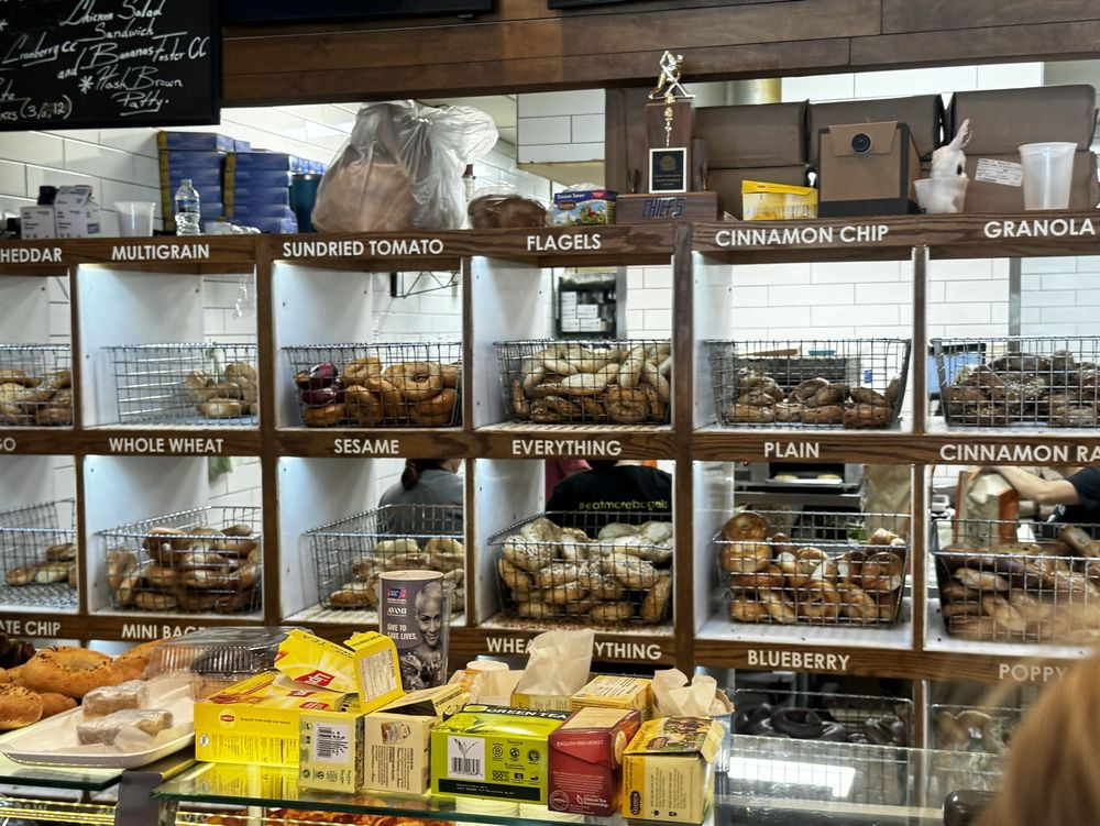 BETHESDA BAGELS Updated October 2024 122 Photos & 116 Reviews