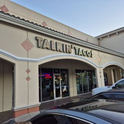 Talkin' Tacos Wellington