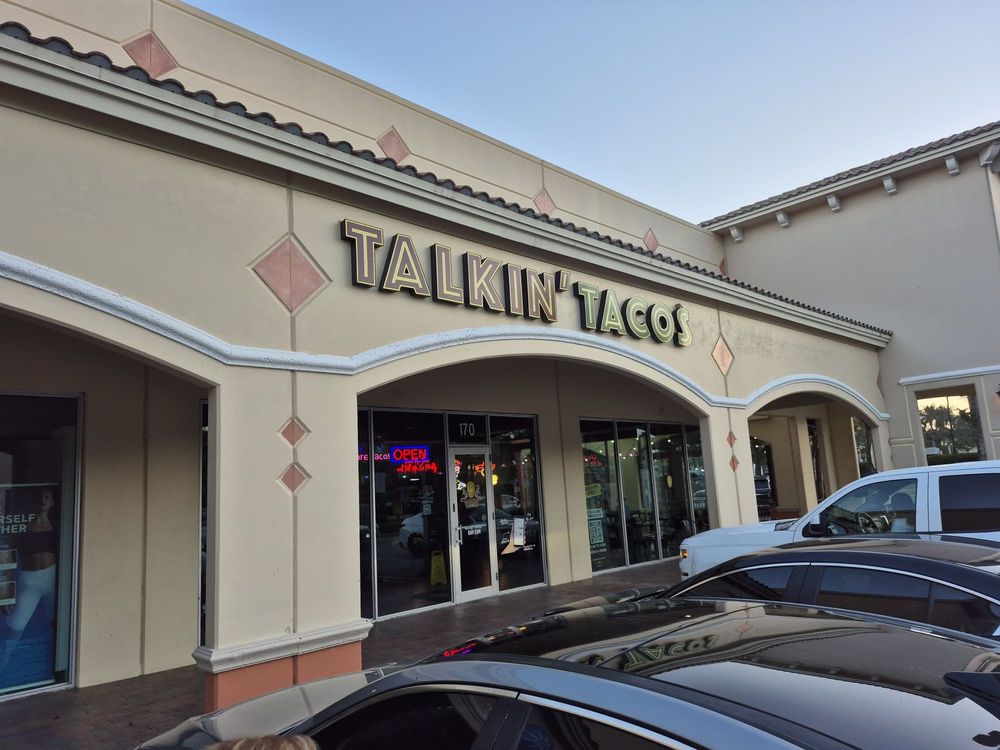 Talkin' Tacos Wellington
