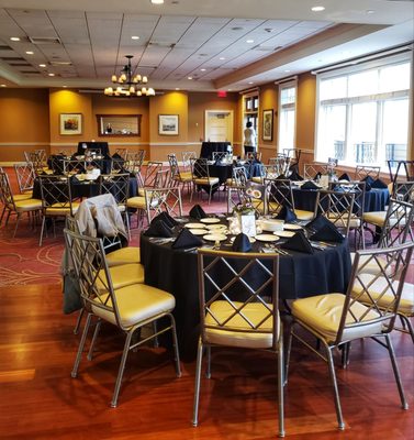 Arrowhead Restaurant & Bar by null