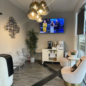 Quijano Dental Group - Lobby - Cosmetic Dentists Near Me - Glendale, California Quijano Dental Group - Lobby - Cosmetic Dentists Near Me - Glendale, California