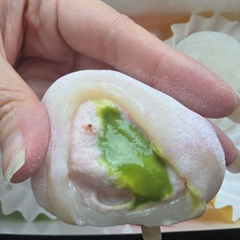 Lomichi - Strawberry Matcha Cream Mochi - Desserts Near Me - Sugar Land, Texas Lomichi - Strawberry Matcha Cream Mochi - Desserts Near Me - Sugar Land, Texas