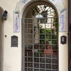 Villa Elisa - Front gate leading into courtyard at Villa Elisa