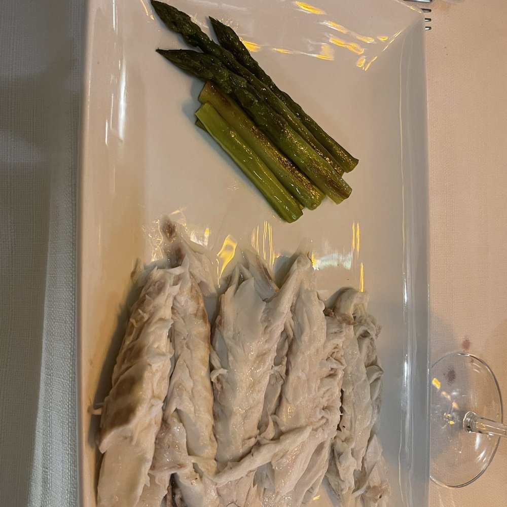 Il Porto di Ripetta - Sea bass, fish of the day (baked in salt) with asparagus - Seafood Near Me - Rome, RM Il Porto di Ripetta - Sea bass, fish of the day (baked in salt) with asparagus - Seafood Near Me - Rome, RM