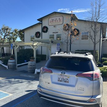 Agua Dulce Winery - Decked out for Christmas - Wineries Near Me - Agua Dulce, California