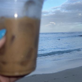 Coffee Window Waikiki - L Great customer service and you can choose your sweetness level. If you love good cafecito even in vacation come here - Coffee & Tea Near Me - Honolulu, Hawaii