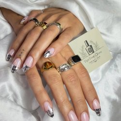 Tips Toes & Tony Nail Bar