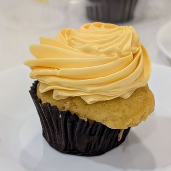 Milette's Cakes - Cupcakes Near Me - Plainfield, Illinois Milette's Cakes - Cupcakes Near Me - Plainfield, Illinois