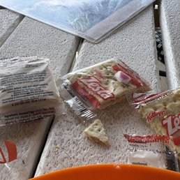 Crackers for the dip came in plastic, which for a windy outdoor venue means me the customer is worried about trash blowing about. I