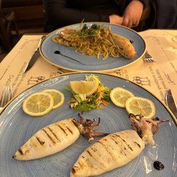 Vinando - Grilled Calamari, prawn pasta