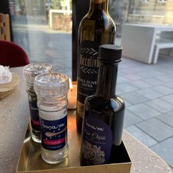 bona'me Köln-Deutz - Condiments