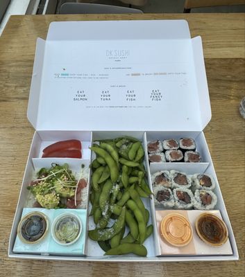 DK Sushi by null