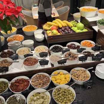 AC Hotel Krakow - Yes......More amazing breakfast options!! - Hotels Near Me - Kraków, Massachusetts