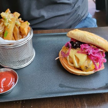 Romer's - Wicked cheeseburger - Burgers Near Me - Vancouver, British Columbia Romer's - Wicked cheeseburger - Burgers Near Me - Vancouver, British Columbia