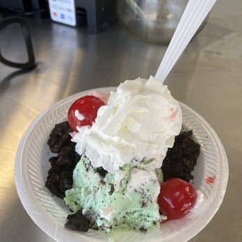 Desert Snow - Big scoops. They also had cotton candy, I kinda wish I woulda tried thatoh well next time! - Shaved Ice Near Me - Peoria, Arizona Desert Snow - Big scoops. They also had cotton candy, I kinda wish I woulda tried thatoh well next time! - Shaved Ice Near Me - Peoria, Arizona