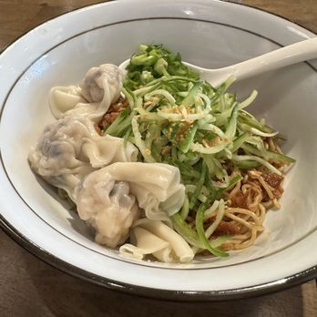 Le Shrimp Noodle Bar - C2. Prawn and Chicken Wonton Dry Noodle - Ramen Near Me - Irvine, California Le Shrimp Noodle Bar - C2. Prawn and Chicken Wonton Dry Noodle - Ramen Near Me - Irvine, California