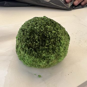 La La Bakeshop - Matcha lava bun - Vietnamese Near Me - Waterloo, Ontario