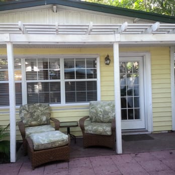 Pirate's Pointe Resort - Studio cottage - Resorts Near Me - Ruskin, Florida