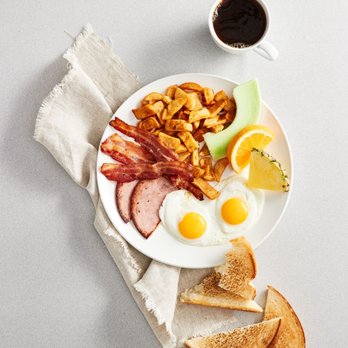 Coco Frutti - Jean Talon - a plate of breakfast food - Breakfast & Brunch Near Me - Montreal, Quebec Coco Frutti - Jean Talon - a plate of breakfast food - Breakfast & Brunch Near Me - Montreal, Quebec