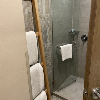 Torre Lucerna - Hotels Near Me - Ensenada, BCN