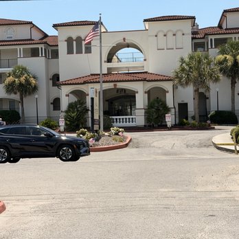 Splash by the Sea - Drop off area and parking lot is across the street - Seafood Near Me - North Topsail Beach, North Carolina Splash by the Sea - Drop off area and parking lot is across the street - Seafood Near Me - North Topsail Beach, North Carolina