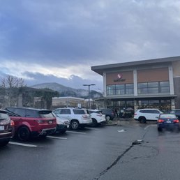 Exterior photo of Safeway - Issaquah, Washington Exterior photo of Safeway - Issaquah, Washington