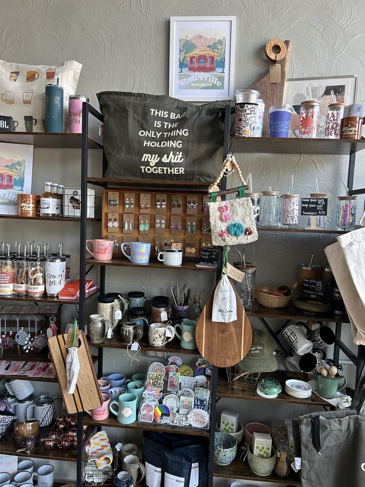 The Groovy Grind Logo