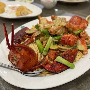 Chefs Wok - Lobster Lo Mein - Dim Sum Near Me - Alameda, California Chefs Wok - Lobster Lo Mein - Dim Sum Near Me - Alameda, California