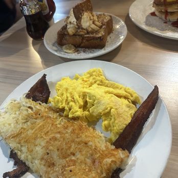 Honeybear Cafe - Cookie Butter & Banana 2x2x2 - Breakfast & Brunch Near Me - Chicago, Illinois