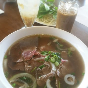 Pho Lu - Large filet mignon pho - Vietnamese Near Me - Garden Grove, California