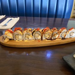 Konnichiwa Bento, Sushi & Grill - Dragon roll