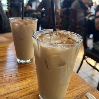 Tower Cafe - Chai Tea - Breakfast & Brunch Near Me - Sacramento, California