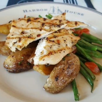 Harbor House - Grilled chicken - Seafood Near Me - Milwaukee, Wisconsin Harbor House - Grilled chicken - Seafood Near Me - Milwaukee, Wisconsin