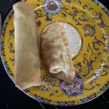 Stellar 66 - Crispy dumplings and Vegetable Spring Roll (2) (2) - Chinese Near Me - Gilbert, Arizona