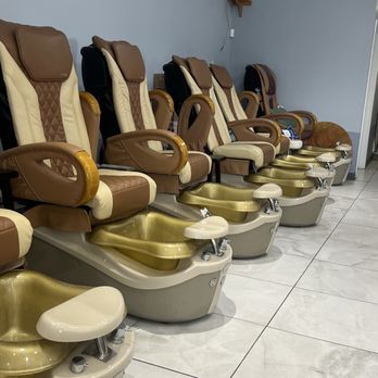 Best Nail and Spa - Nail Salons Near Me - Indianapolis, Indiana