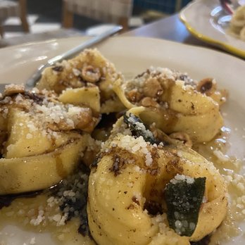 Tortello - Tortelli di burrata - Pasta Shops Near Me - Chicago, Illinois Tortello - Tortelli di burrata - Pasta Shops Near Me - Chicago, Illinois