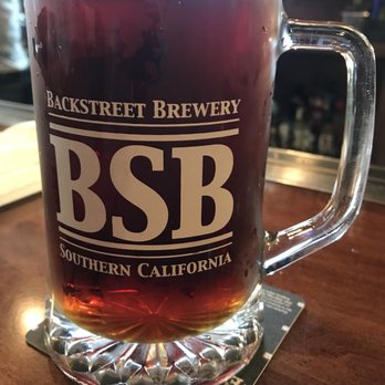 Lamppost Pizza - Pizza Near Me - Vista, California
