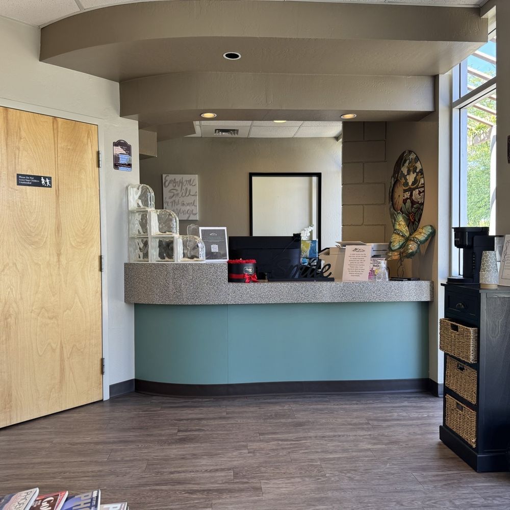 Tatum Highlands Dentistry - Their lobby - General Dentistry Near Me - Phoenix, Arizona Tatum Highlands Dentistry - Their lobby - General Dentistry Near Me - Phoenix, Arizona