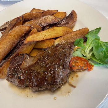 Le Basilic - French Near Me - Paris, 75 Le Basilic - French Near Me - Paris, 75